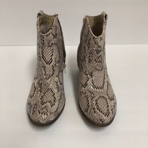 Rampage Ankle Boots